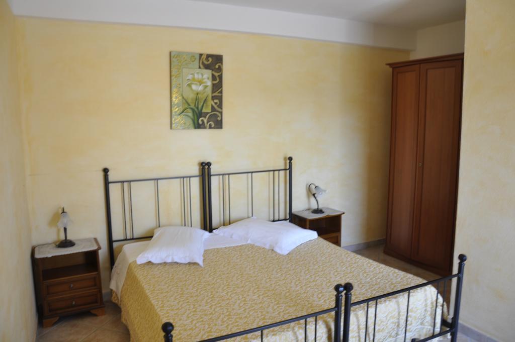 Agriturismo Sechi Campanedda Buitenkant foto