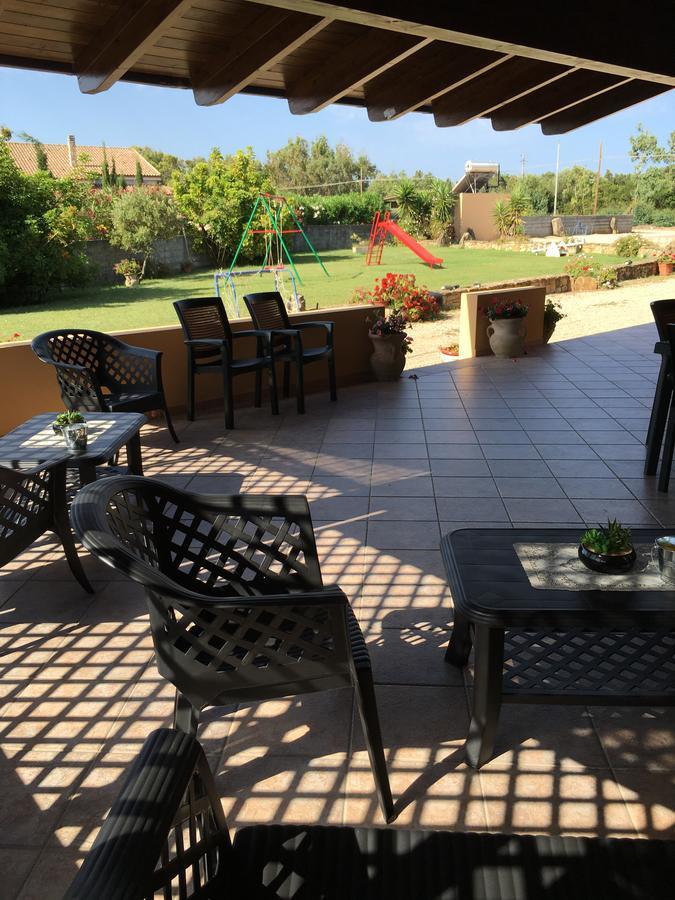 Agriturismo Sechi Campanedda Buitenkant foto